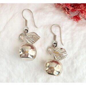 Apple Shaped Taxco, Mexico Made Vintage Sterling Silver 925 Earrings